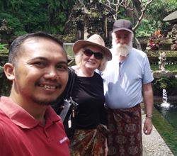 bali essential tour guide and service